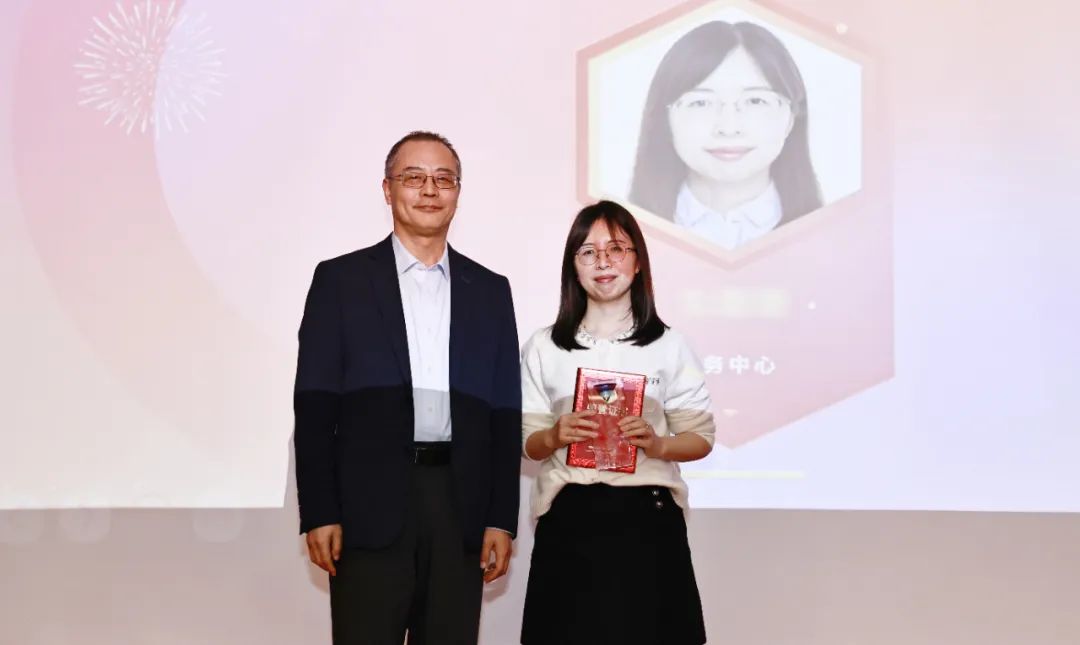 拾光同航 肆意绽放 | 江苏北人2024荣誉表彰大会顺利举行 拾光同航 肆意绽放 | 江苏北人2024荣誉表彰大会顺利举行